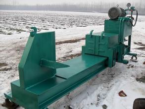 Splitting machine/Wood splitter