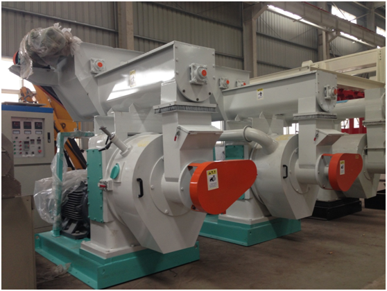 Wood pellet machine